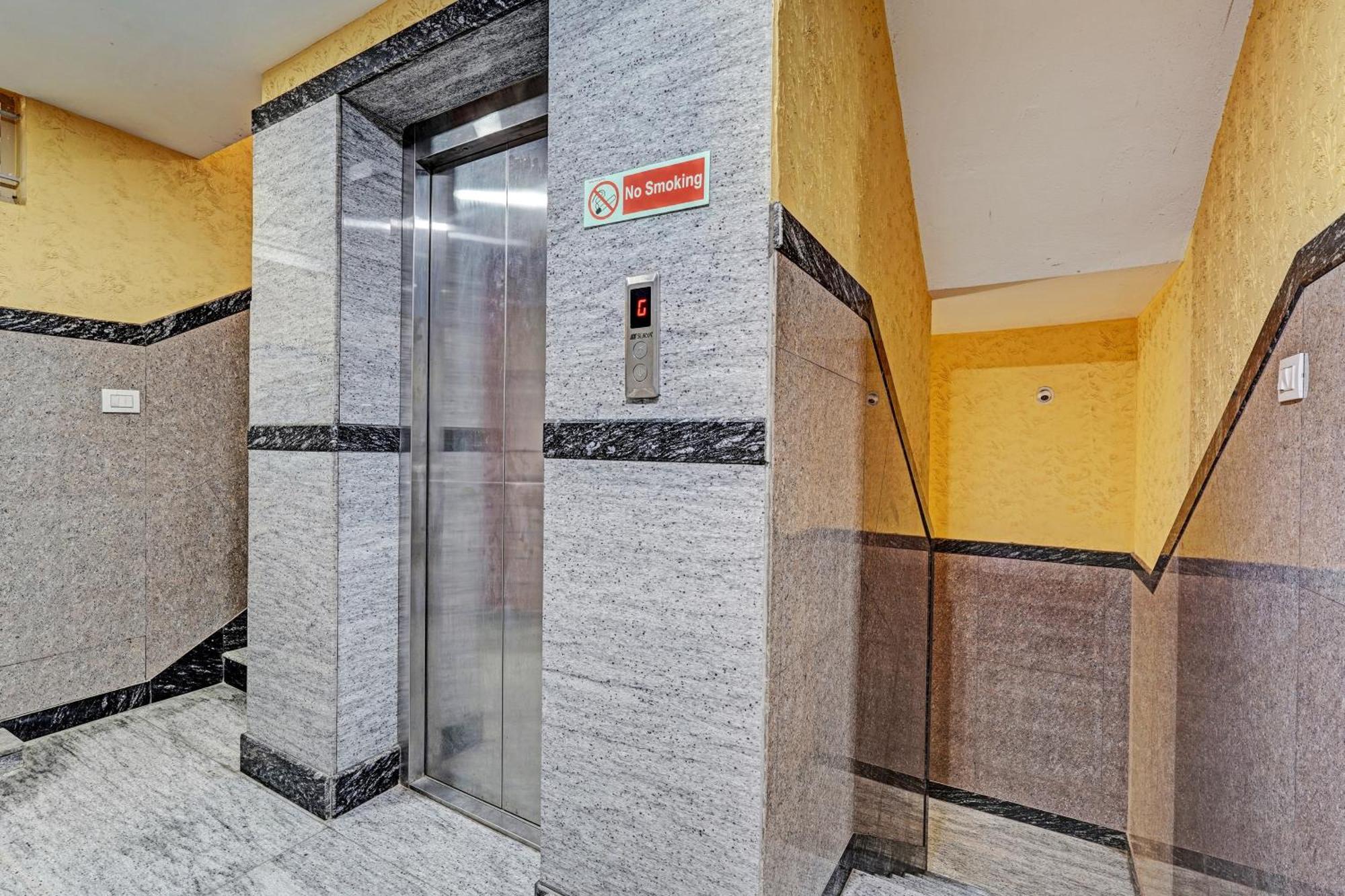 Hotel O Maruthi Residency Bangalore Bagian luar foto